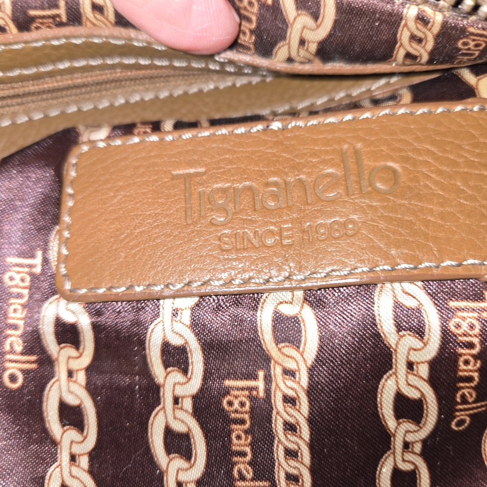 Tignanello leather crossbody purse - Picture 6 of 15